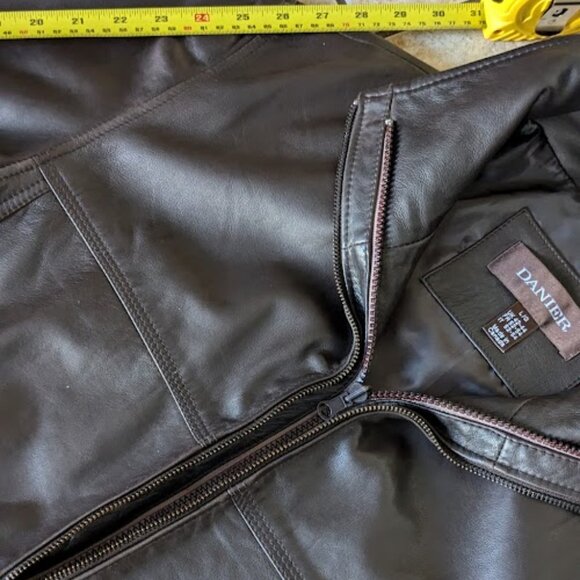 New Leather Jacket Danier - Picture 5 of 15
